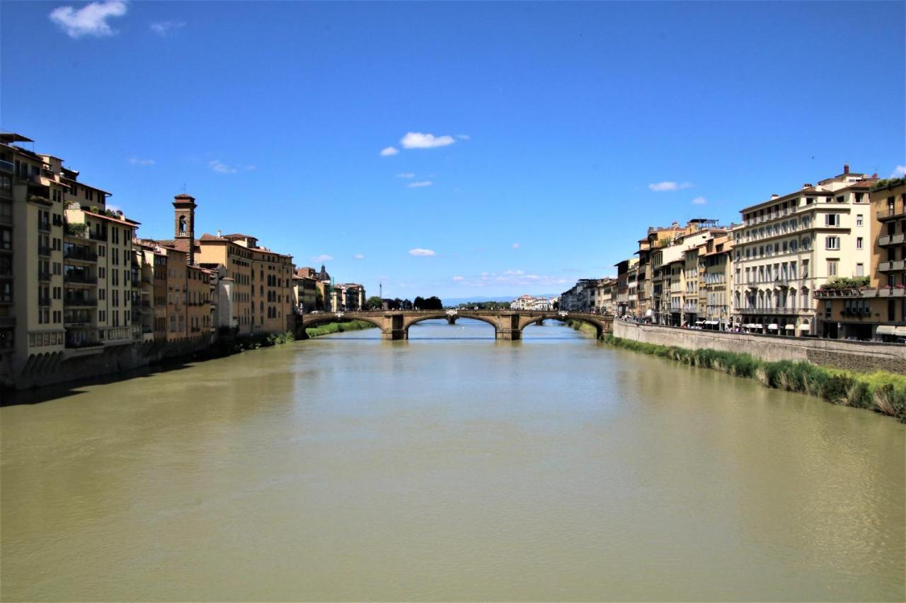 Historic Center Apartment - Next To The River, All Attractions - By Likehomeフィレンツェ エクステリア 写真