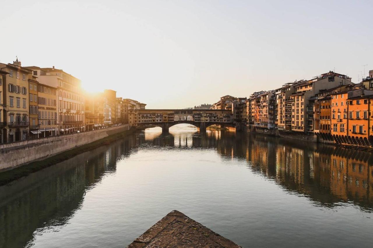Historic Center Apartment - Next To The River, All Attractions - By Likehomeフィレンツェ エクステリア 写真
